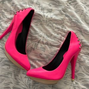 Alexander McQueen heels size 7